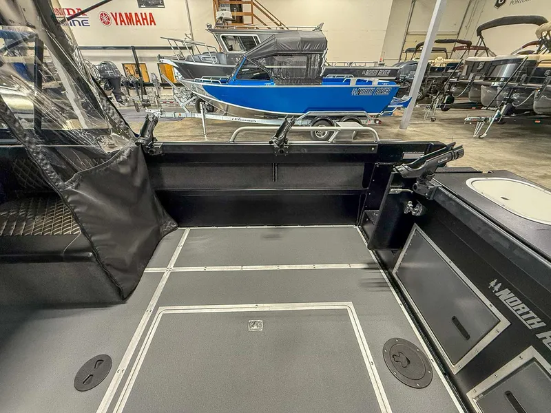 Slide: The Image of North River 21 Seahawk 2026 - 17