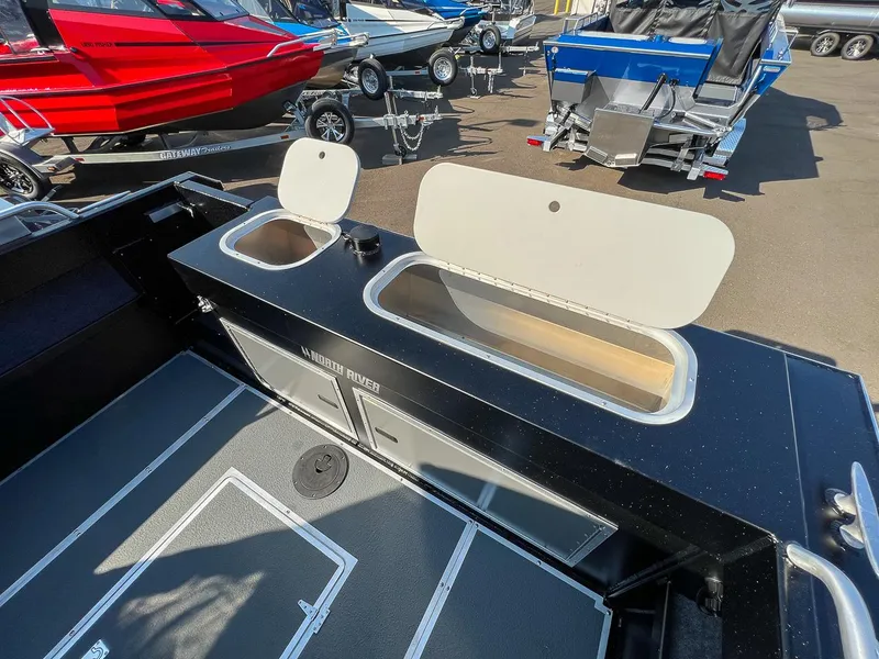 Slide: The Image of North River 21 Seahawk 2026 - 20