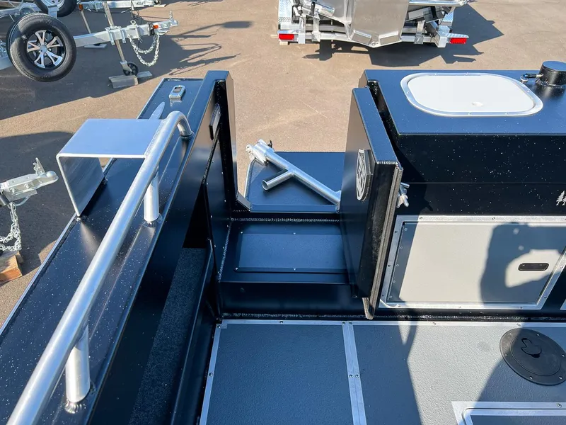 Slide: The Image of North River 21 Seahawk 2026 - 21