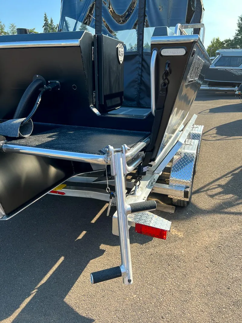 Slide: The Image of North River 21 Seahawk 2026 - 22