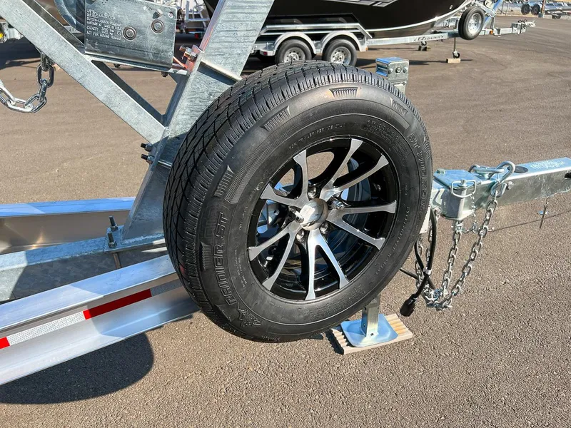 Slide: The Image of North River 21 Seahawk 2026 - 24