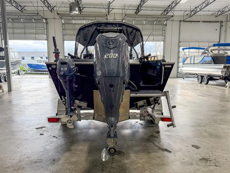 Slide: The Image of North River 21 Seahawk 2026 - 4