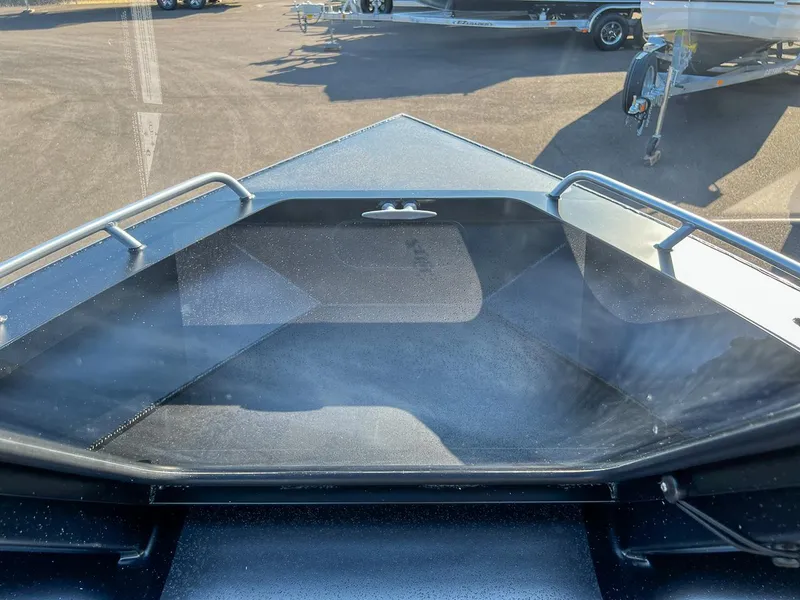 Slide: The Image of North River 21 Seahawk 2026 - 9