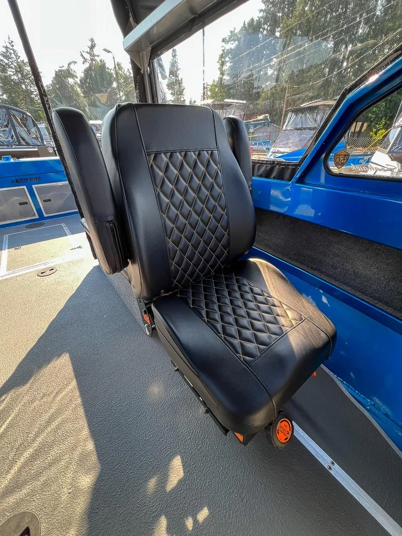 Slide: The Image of North River 22' Seahawk 2026 - 15