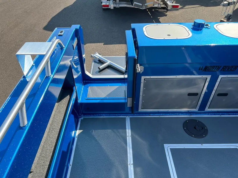 Slide: The Image of North River 22' Seahawk 2026 - 22