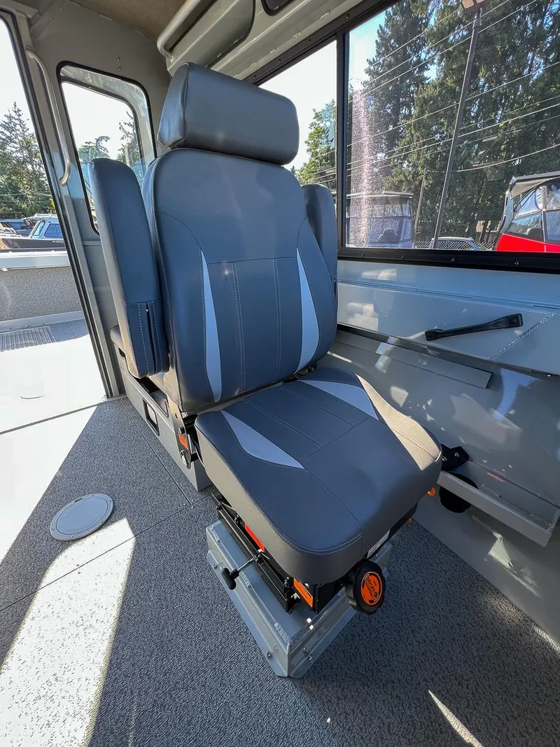 Slide: The Image of Hewescraft 240 Ocean Pro HT 2026 - 10