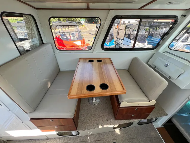 Slide: The Image of Hewescraft 270 Pacific Explorer 2026 - 15