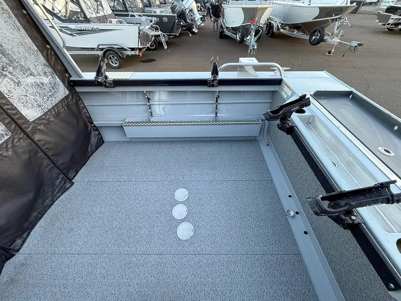 Slide: The Image of Hewescraft 200 Pro-V ET HT 2026 - 21