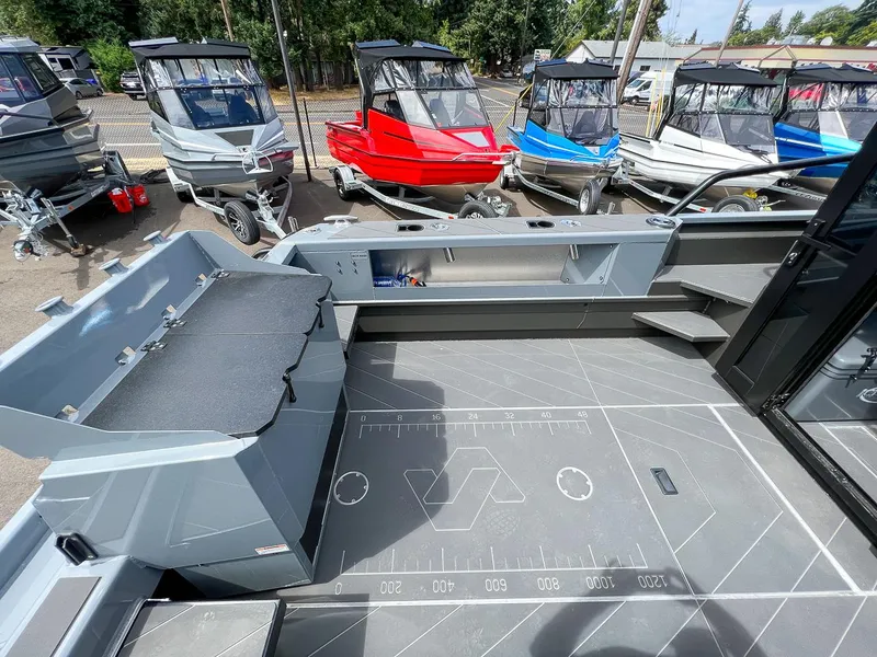 Slide: The Image of Stabi-Craft 2750 Ultra Centercab 2026 - 22