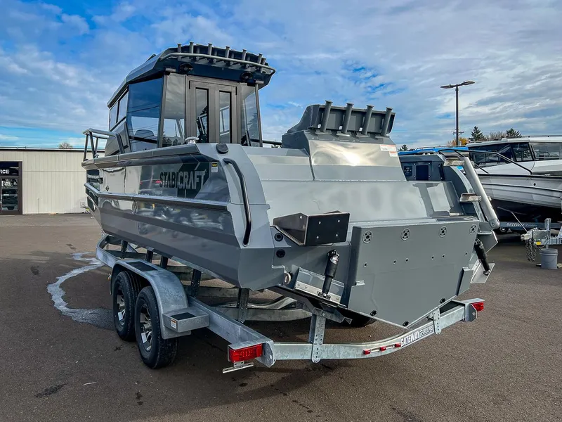 Slide: The Image of Stabi-Craft 2750 Ultra Centercab 2026 - 5