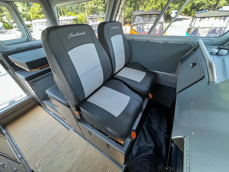 Slide: The Image of North River 2700 SXL 2026 - 11