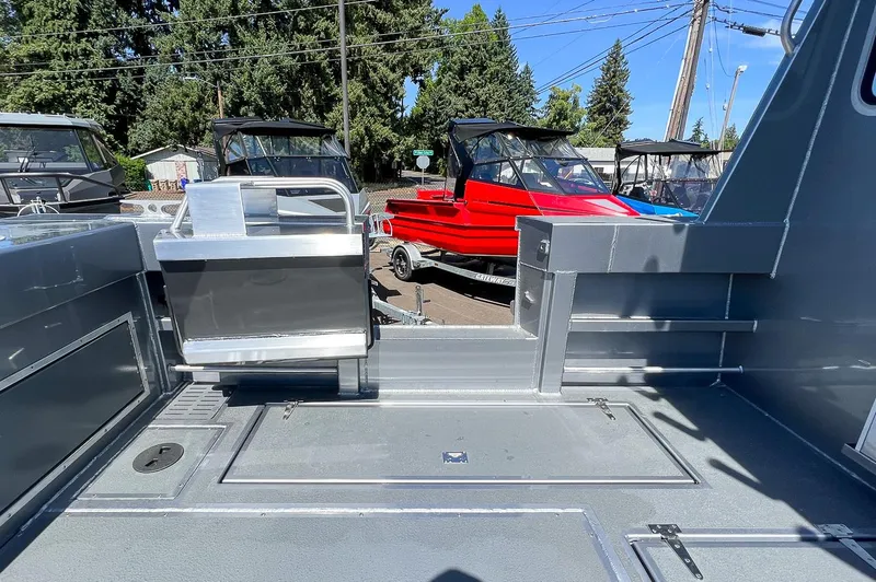 Slide: The Image of North River 2700 SXL 2026 - 19