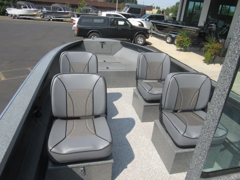 Slide: The Image of Alumaweld 20 ADVENTURER 2024 - 12