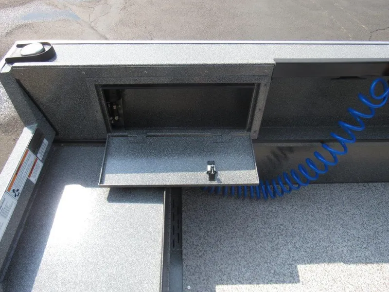 Slide: The Image of Alumaweld 20 ADVENTURER 2024 - 15