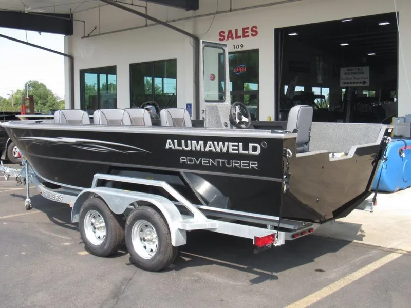 Slide: The Image of Alumaweld 20 ADVENTURER 2024 - 3