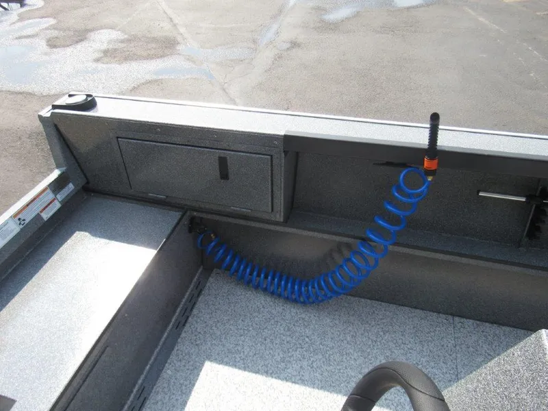 Slide: The Image of Alumaweld 20 ADVENTURER 2024 - 9