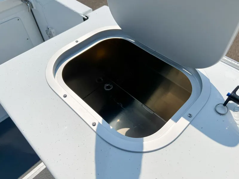 Slide: The Image of North River 23' Seahawk 2026 - 19