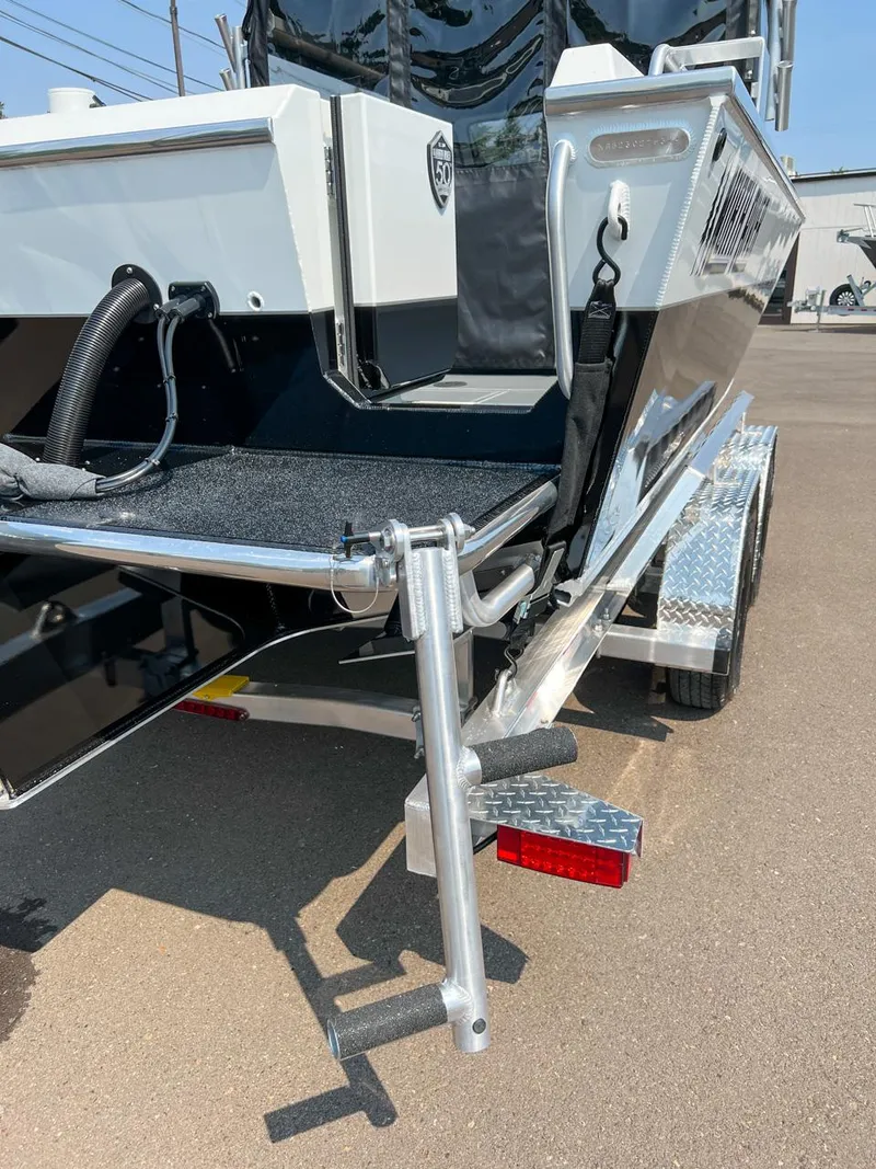 Slide: The Image of North River 23' Seahawk 2026 - 22