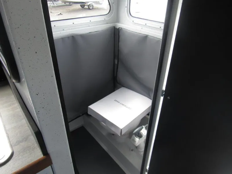 Slide: The Image of North River SEAHAWK OS 2900SXL 2026 - 16