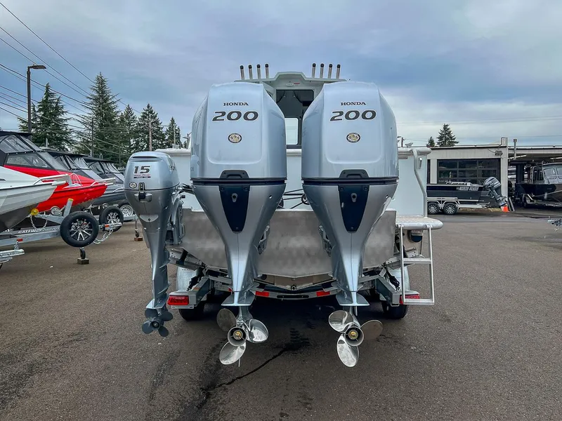 Slide: The Image of Hewescraft 270 Alaskan 2026 - 3