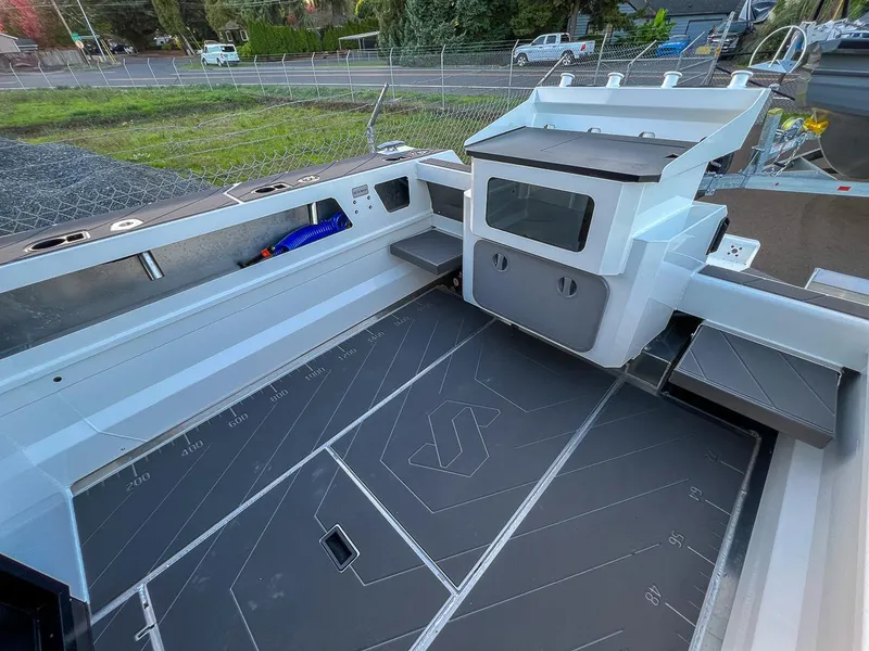 Slide: The Image of Stabi-Craft 2500 Ultracab XL 2026 - 15