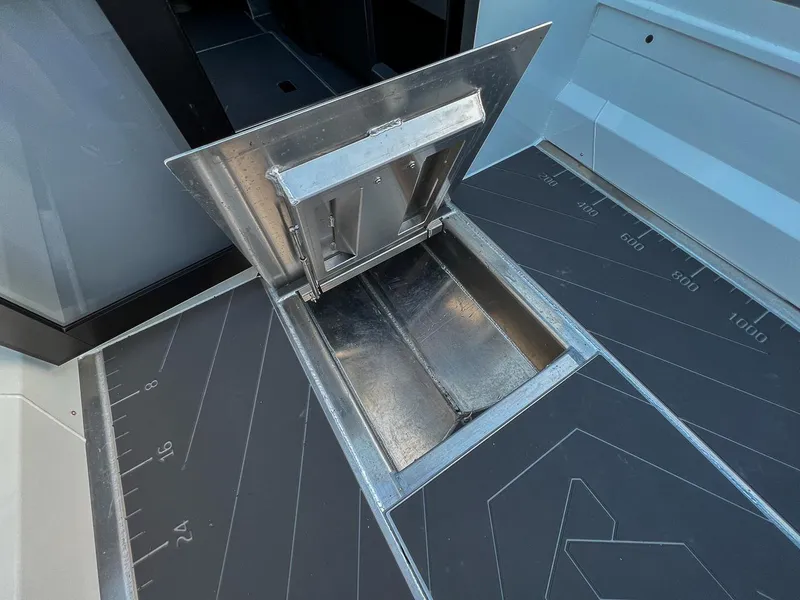 Slide: The Image of Stabi-Craft 2500 Ultracab XL 2026 - 17