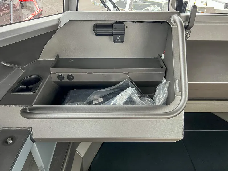 Slide: The Image of Stabi-Craft 2250 UltraCab WT 2023 - 10