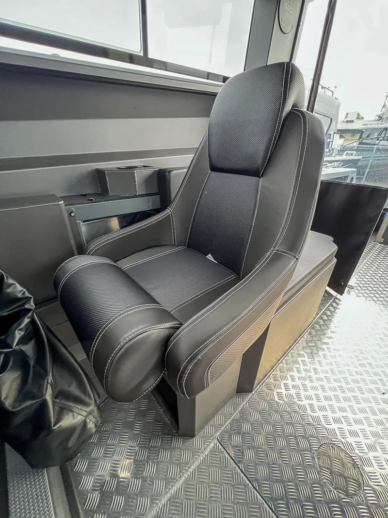 Slide: The Image of Stabi-Craft 2250 UltraCab WT 2023 - 11