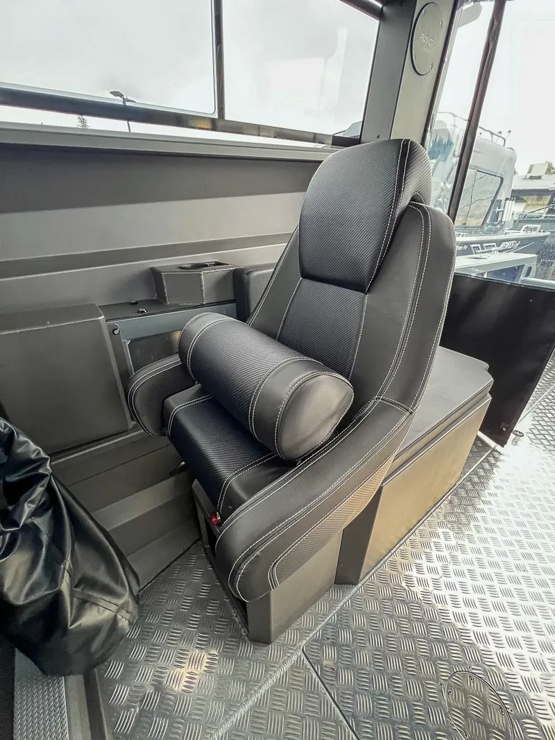 Slide: The Image of Stabi-Craft 2250 UltraCab WT 2023 - 12