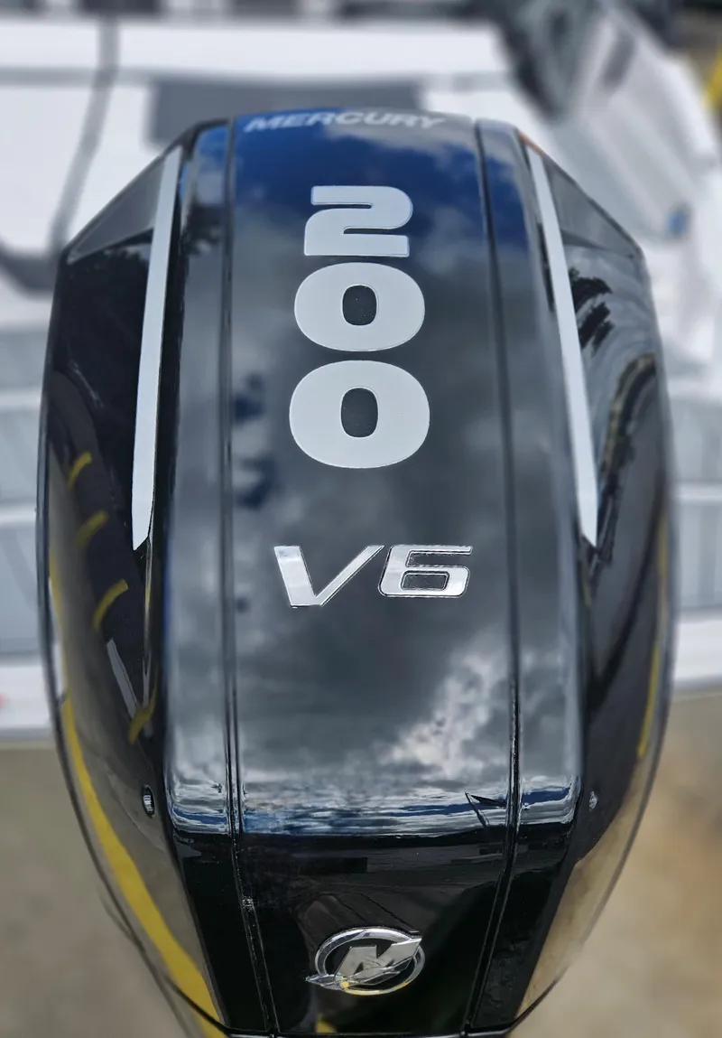 Slide: The Image of 2024 Monterey 215SS boat with Mercury 200 V6 outboard engine. - 3