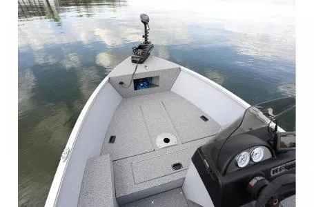 Slide: The Image of Lund 1600 Fury SS 2024 - 19