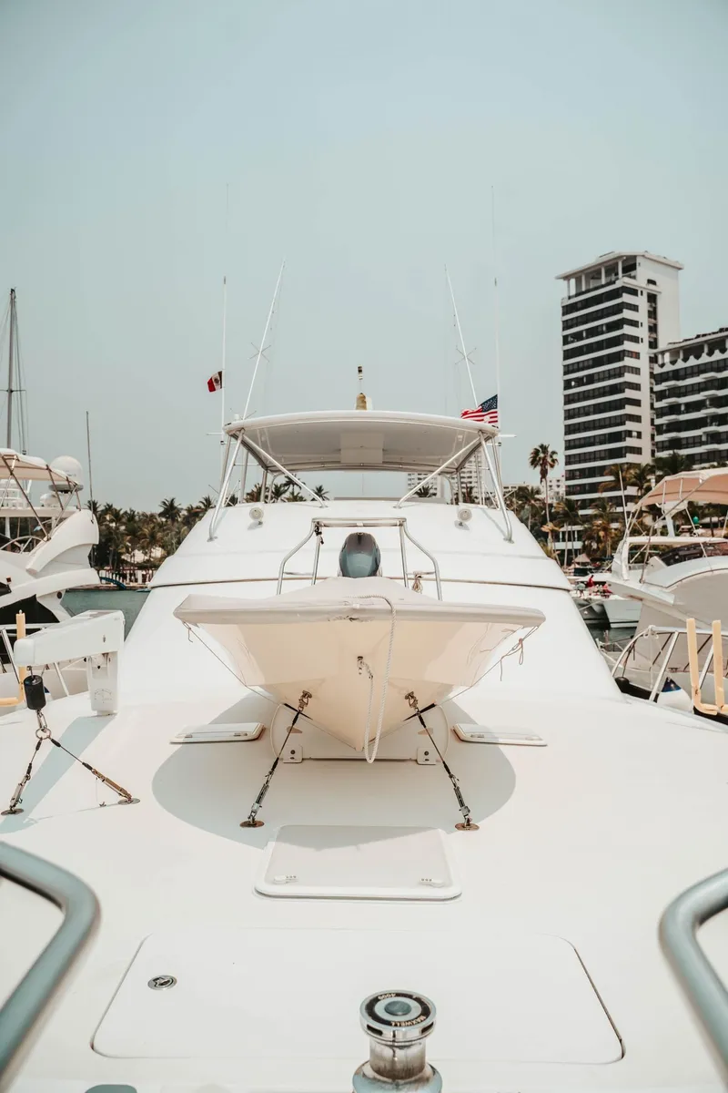 Slide: The Image of Hatteras 68 Convertible 2007 - 23