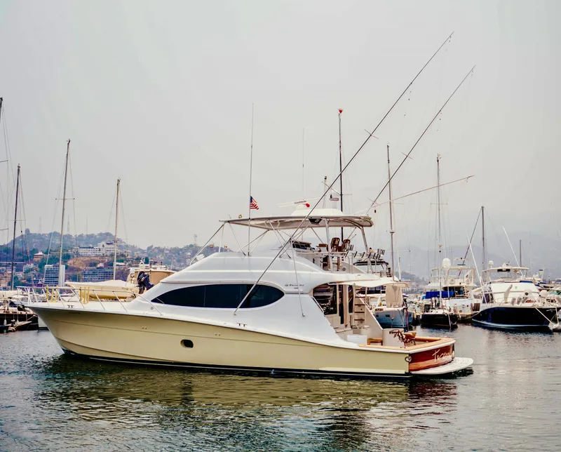 Slide: The Image of Hatteras 68 Convertible 2007 - 43