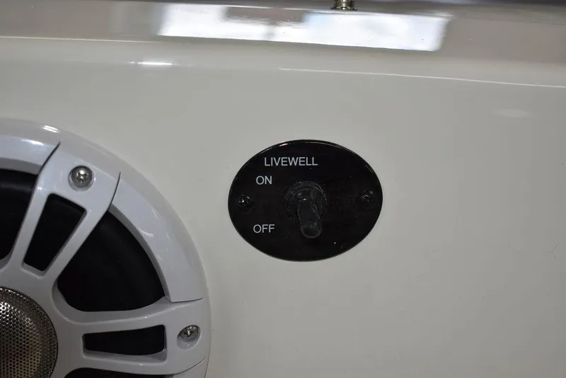 Slide: The Image of Livewell switch on 2024 Stingray 191DC boat. - 27