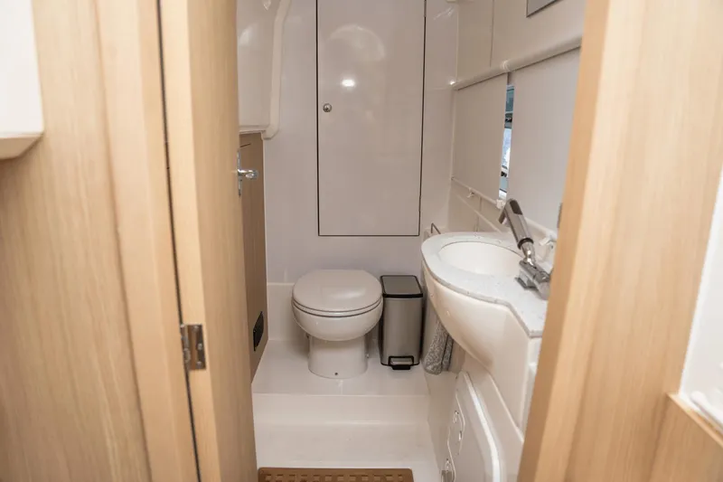 Slide: The Image of Aquila 36 2022 - 40