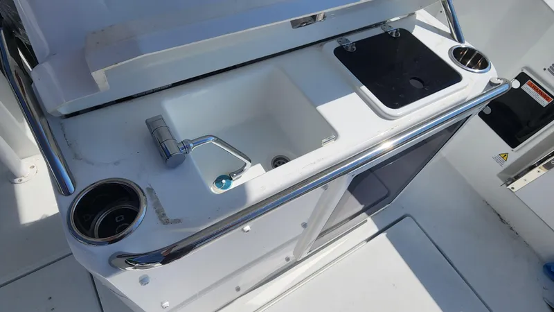 Slide: The Image of 2024 Jeanneau Leader 7.5 CC S3 boat sink and prep area - 25