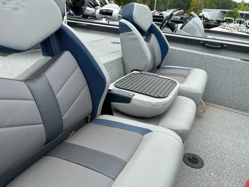 Slide: The Image of G3 Sportsman 1810 SC Vinyl 2024 - 5