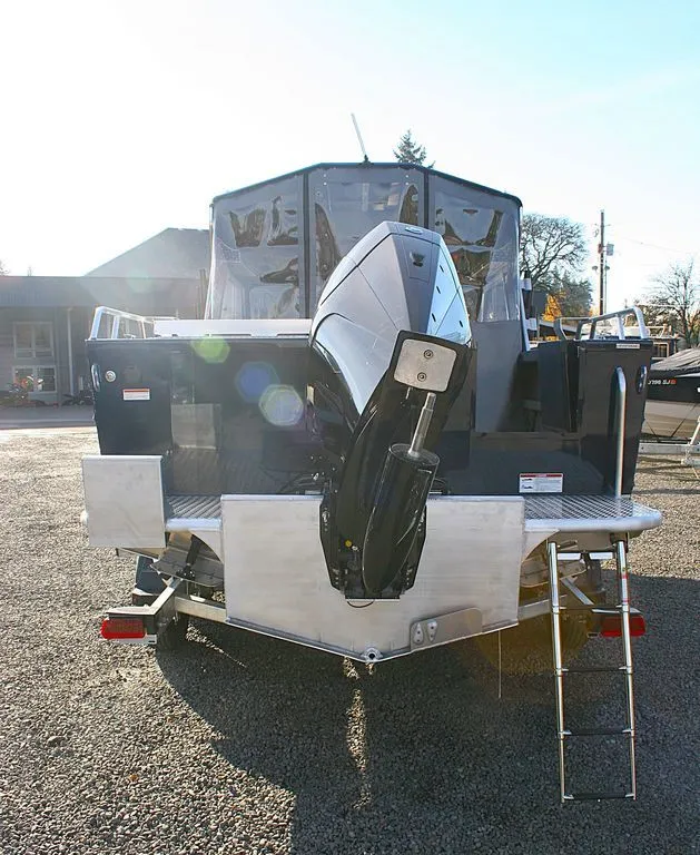 Slide: The Image of Thunder Jet Chinook OS 22' 2026 - 3