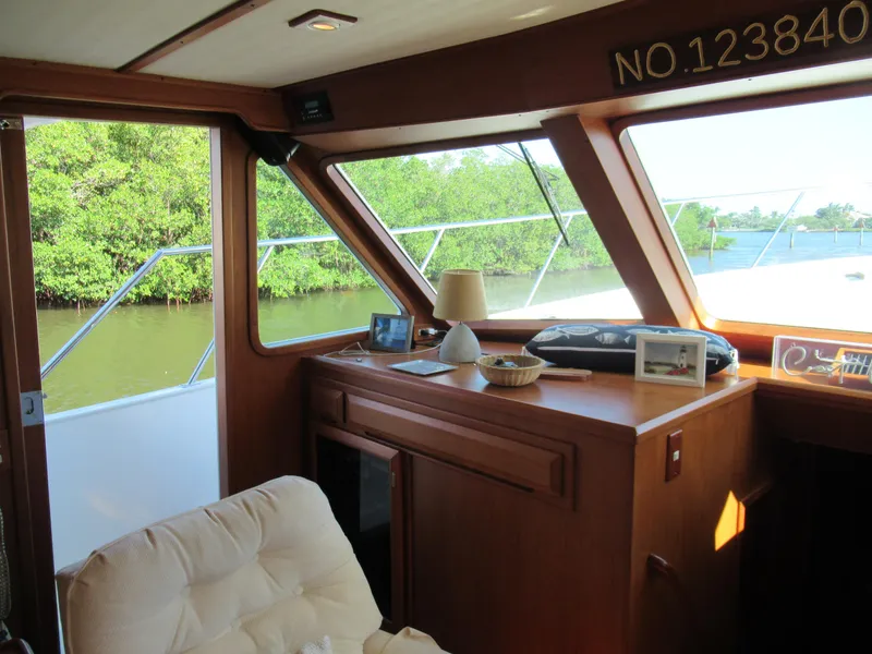 Slide: The Image of Interior of 2010 DeFever 48 Offshore yacht with scenic river view. - 37