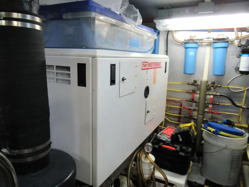 Slide: The Image of DeFever 48 Offshore 2010 - 62