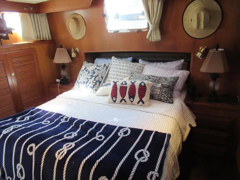 Slide: The Image of DeFever 48 Offshore 2010 - 83