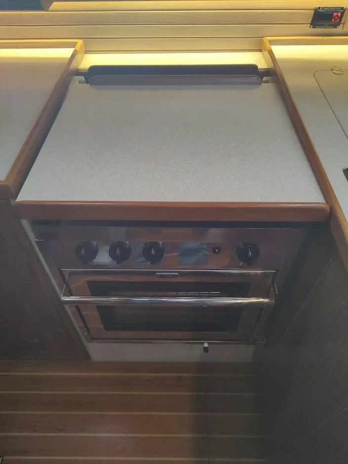 Slide: The Image of Catalina 445 2022 - 108