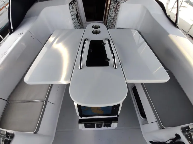 Slide: The Image of Catalina 445 2022 - 20