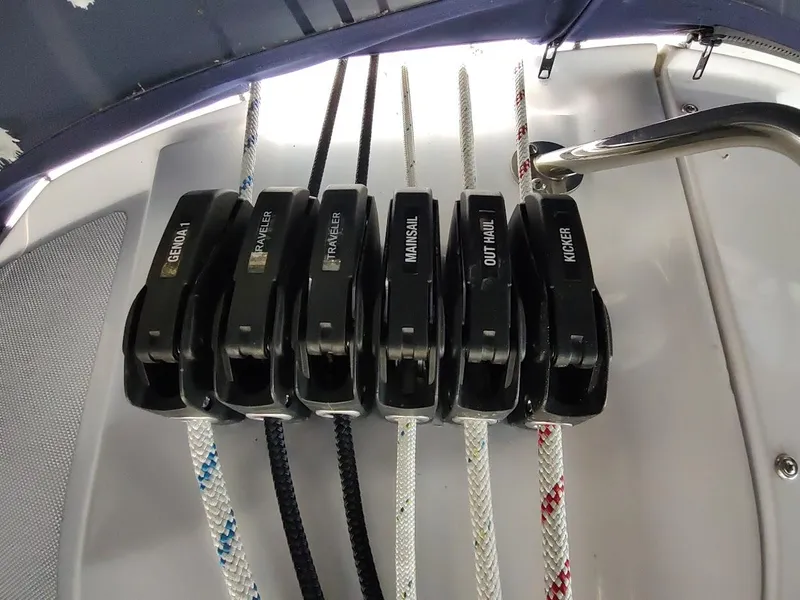 Slide: The Image of Catalina 445 2022 - 38