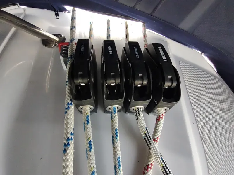 Slide: The Image of Catalina 445 2022 - 39