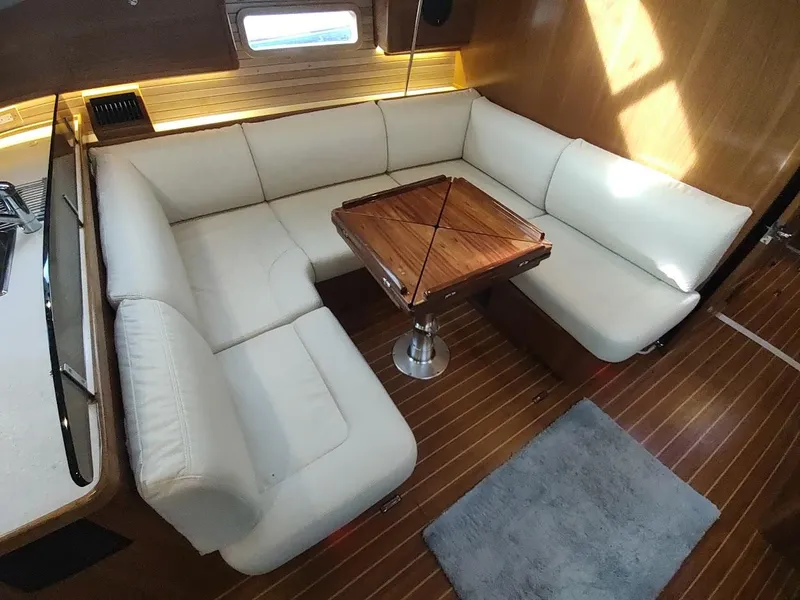 Slide: The Image of Catalina 445 2022 - 43