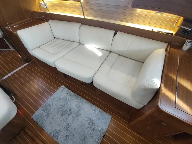 Slide: The Image of Catalina 445 2022 - 48