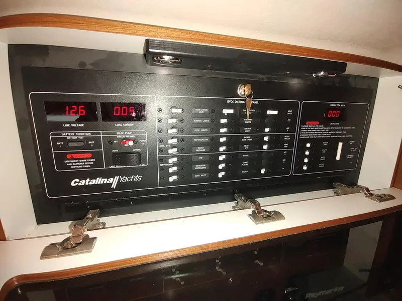 Slide: The Image of Catalina 445 2022 - 51