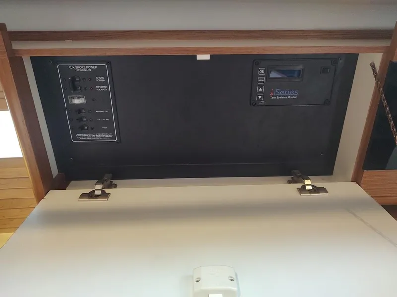 Slide: The Image of Catalina 445 2022 - 52