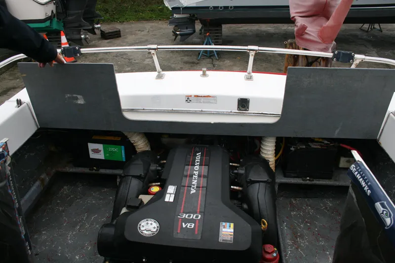 Slide: The Image of 1991 Olympic 23' Runabout boat with Volvo Penta V8 engine. - 19